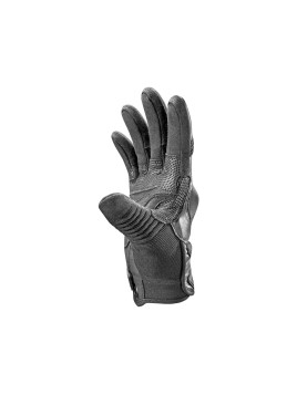 Les gants X-Pro noir de Kinetixx combinent une coque de protection anatomique des phalang